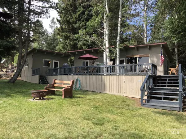 Cascade, ID 83611,672 Dutchs