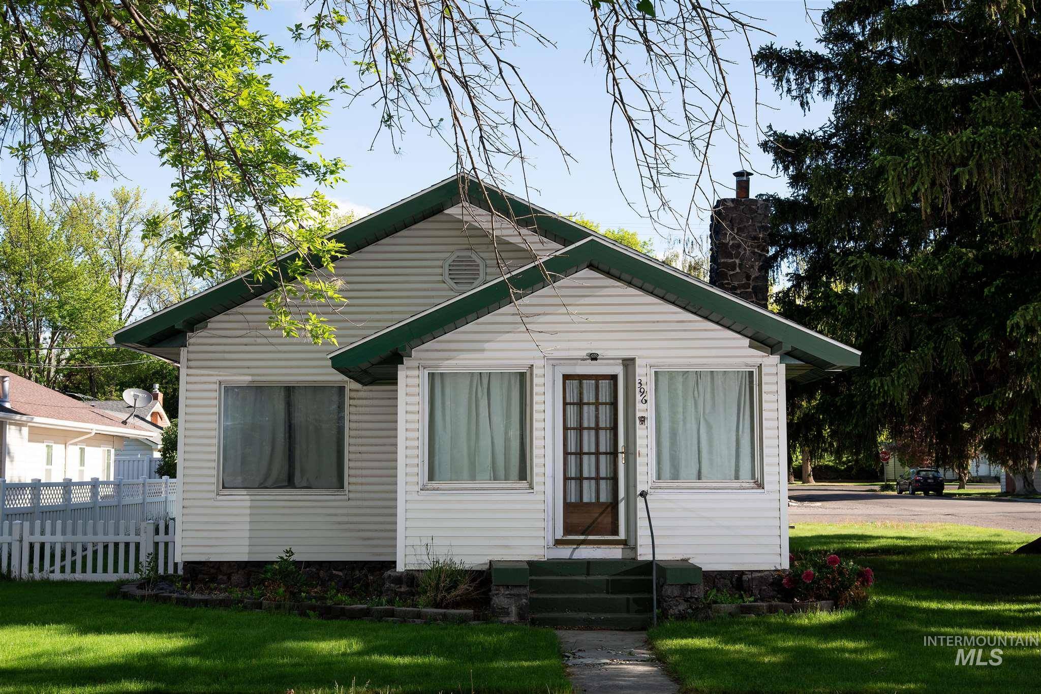 Wendell, ID 83355,396 E Avenue B