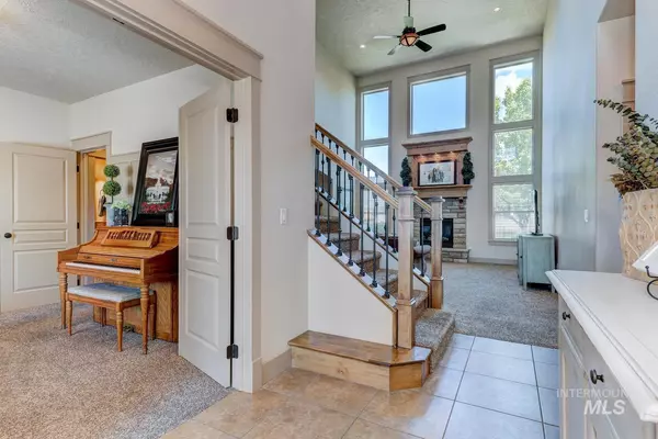 Nampa, ID 83686,734 W Heather Woods