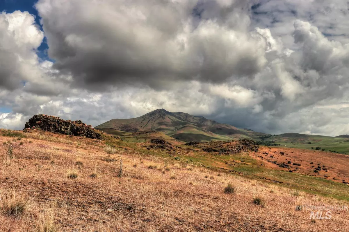 Emmett, ID 83617,Spring Creek Road