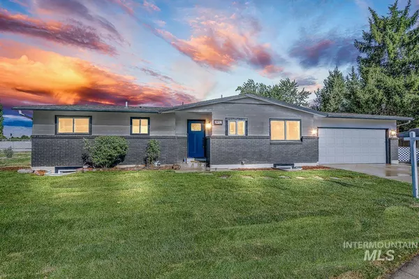 Boise, ID 83704,3912 N Buckingham Pl