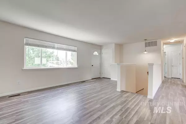 New Plymouth, ID 83655,6122 SE 4th