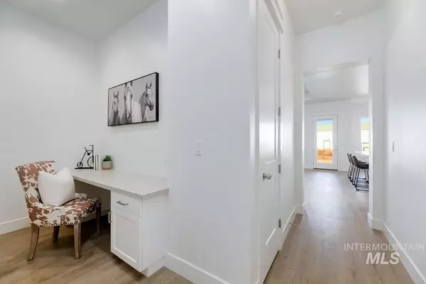 Nampa, ID 83651,14377 American Holly Drive