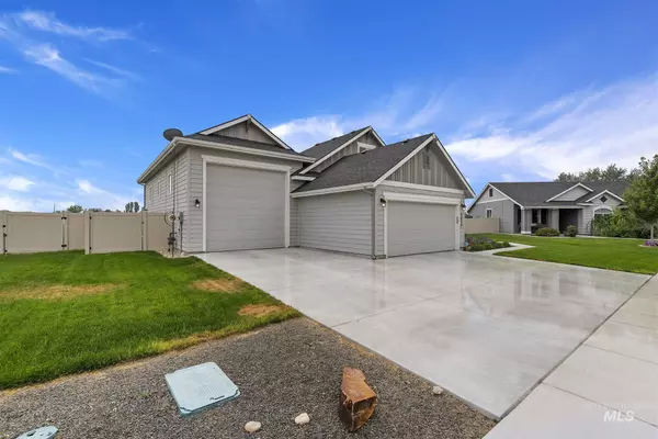 Eagle, ID 83616,5937 W Bracken Court