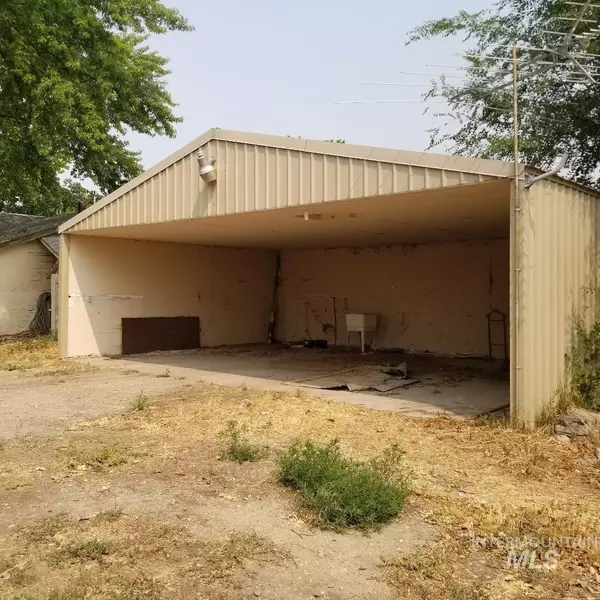 New Plymouth, ID 83655,6326 Adams Rd