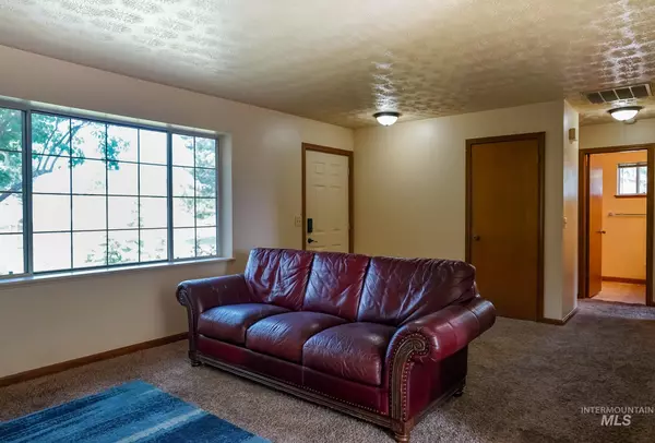 Hayden, ID 83835,10293 N Cedar Ct.