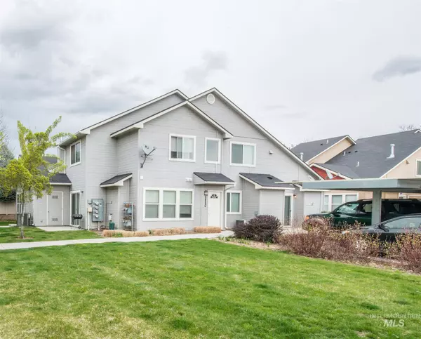 8880 W Candleston Ct, Boise, ID 83709