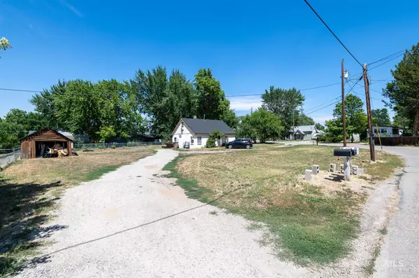 Emmett, ID 83617,436 Monroe St