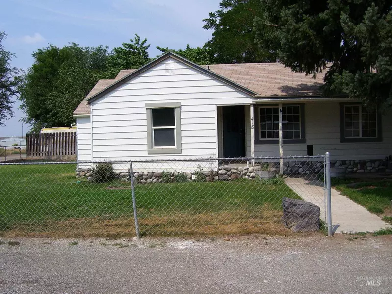 418 S Date St, Shoshone, ID 83352