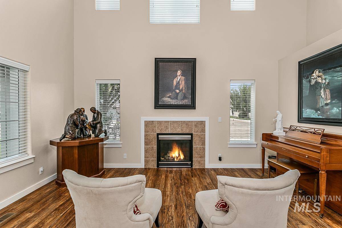 Meridian, ID 83642,1236 E Pisa St
