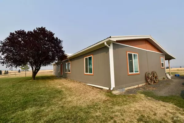 1030 Wheatland Road, Kendrick, ID 83537