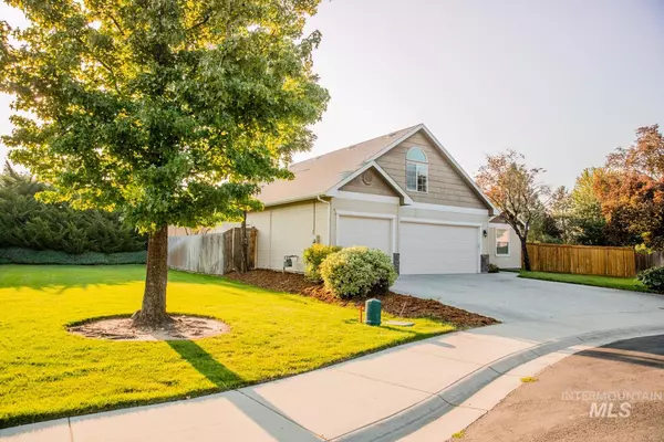 Meridian, ID 83646-8227,2838 N Blue Springs