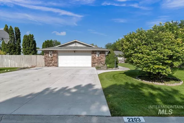 Nampa, ID 83686,2203 S Chicago Street