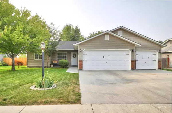 7587 W Devonwood Drive, Boise, ID 83714