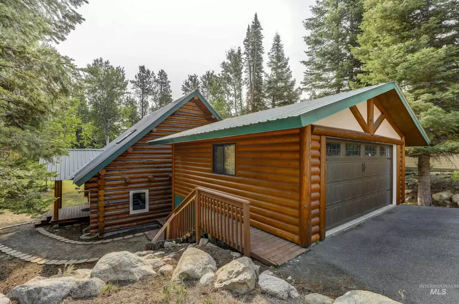 1425 Divot Lane, Mccall, ID 83638