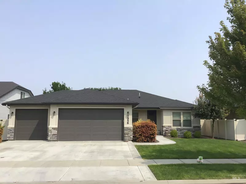 2958 E Imnaha Ct, Nampa, ID 83686