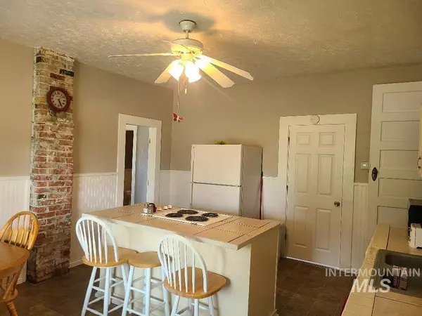 American Falls, ID 83211,773 Fort Hall Ave