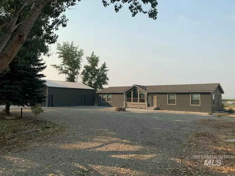 4712 Hwy 72, New Plymouth, ID 83655