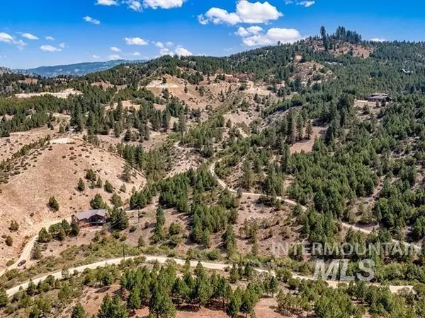 Boise, ID 83716,151 High Corral Rd