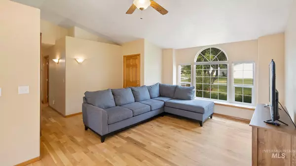 Boise, ID 83716,5734 S Flax Pl