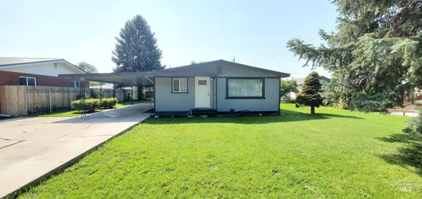 311 Woodlawn Dr, Caldwell, ID 83605