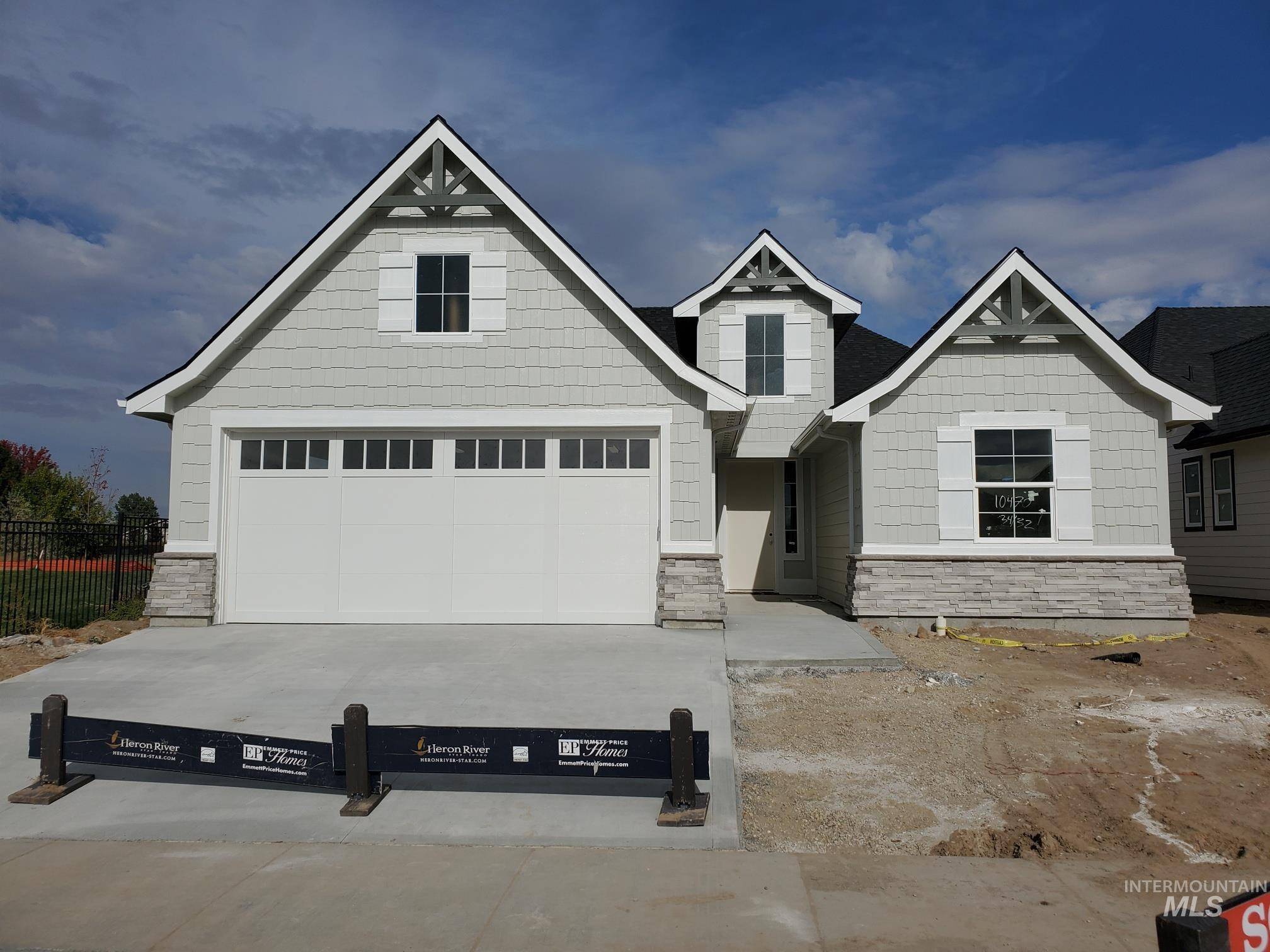 10470 W Bell Fountain Ct, Star, ID 83669