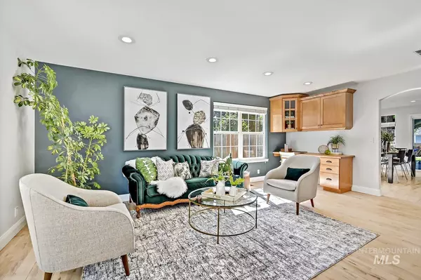 Boise, ID 83703,4133 N Waterford Pl