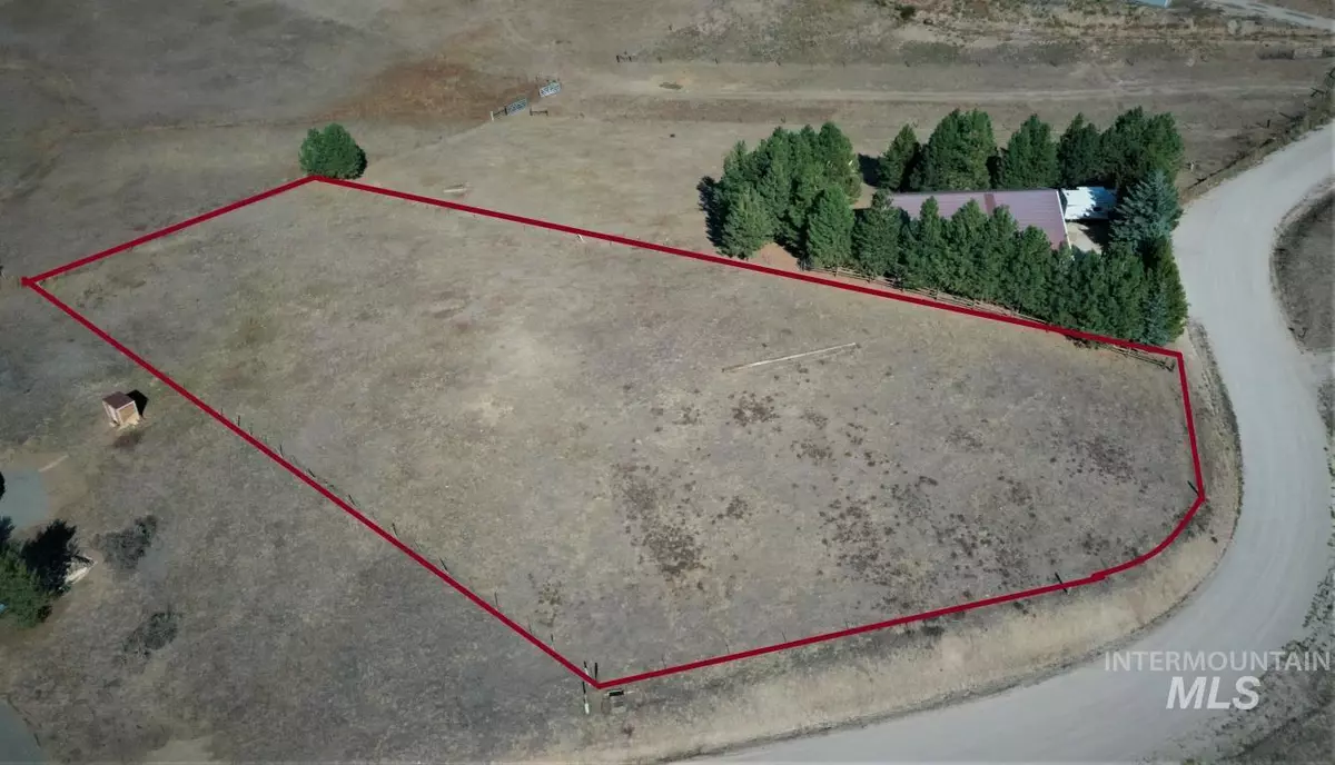 Cascade, ID 83638-0000,104 Skidoo Place