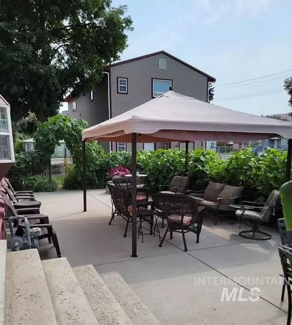 Baker City, OR 97814,1438 Valley Ave