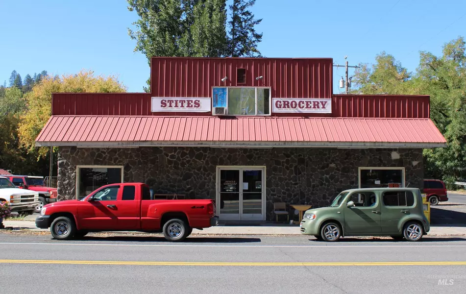 215 Main, Stites, ID 83552