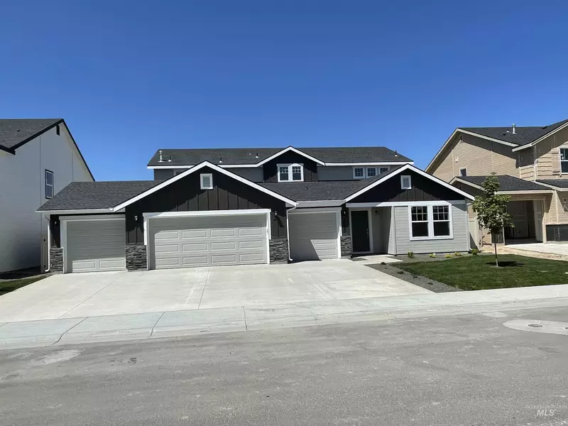 17055 N Thomas Paine Way, Nampa, ID 83687