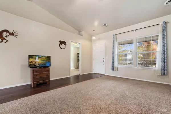 Star, ID 83669,529 N Evelyn Way