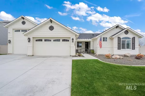 1160 W Coastal Dr, Meridian, ID 83642