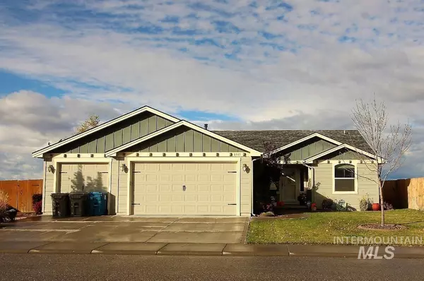 1315 SW Rolling Hills, Mountain Home, ID 83647