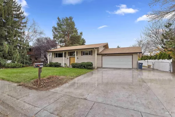 Boise, ID 83704,8131 W Crestwood Dr