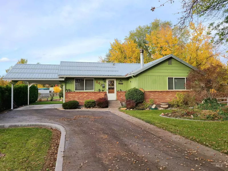 842 W Butterfield, Weiser, ID 83672