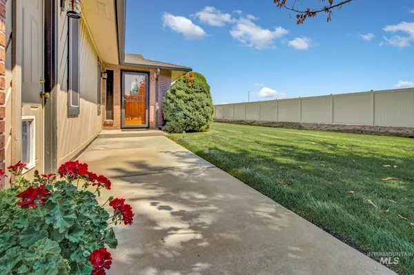 Meridian, ID 83646-0000,1294 E Leigh Field