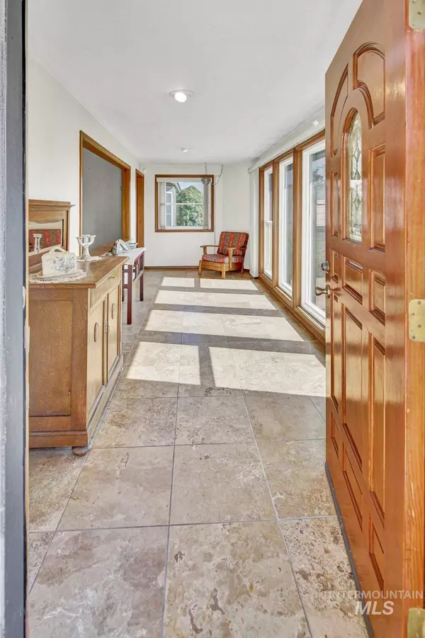 Meridian, ID 83646-0000,1294 E Leigh Field