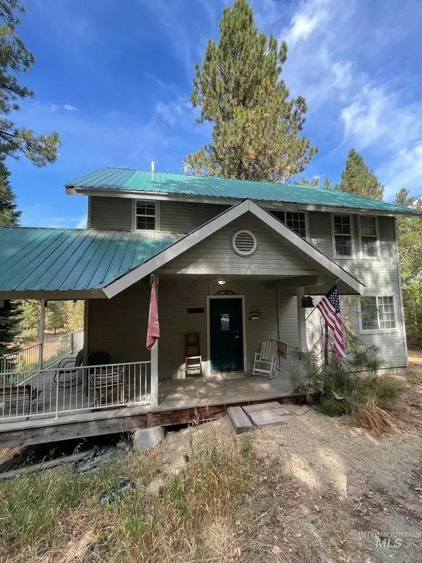 1247 Shore Drive, Cascade, ID 83611