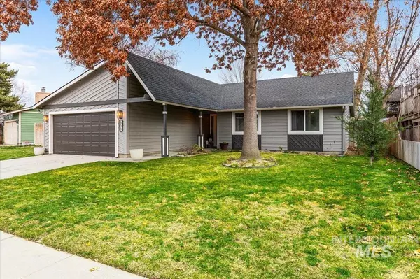 Eagle, ID 83616,800 N Fruitwood Pl