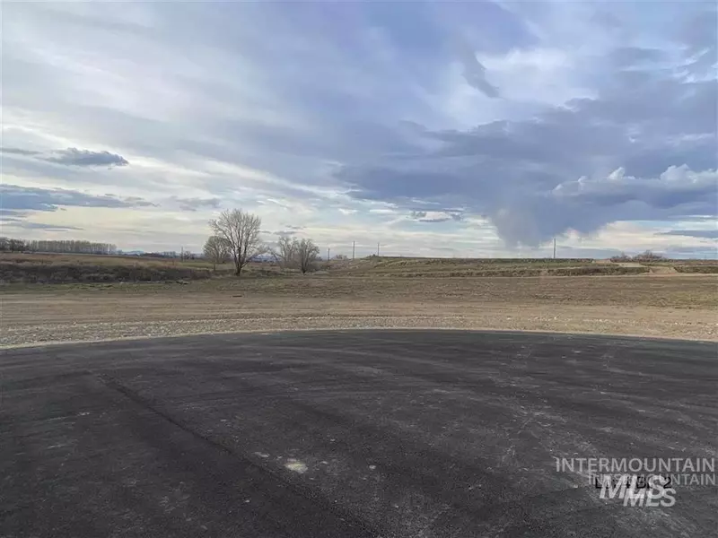 5902 Cattle Dr., New Plymouth, ID 83655
