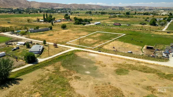 TBD Eagle Feather In. Lot 1, Emmett, ID 83617