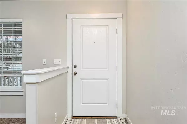 Meridian, ID 83646-6776,5116 N Maplestone