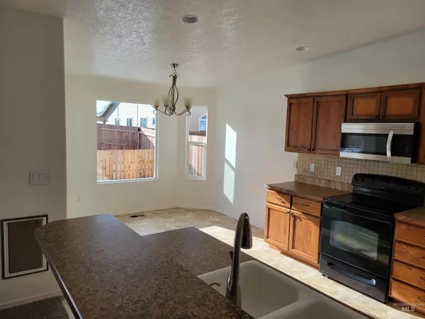 Caldwell, ID 83607,1202 Empire Ct.