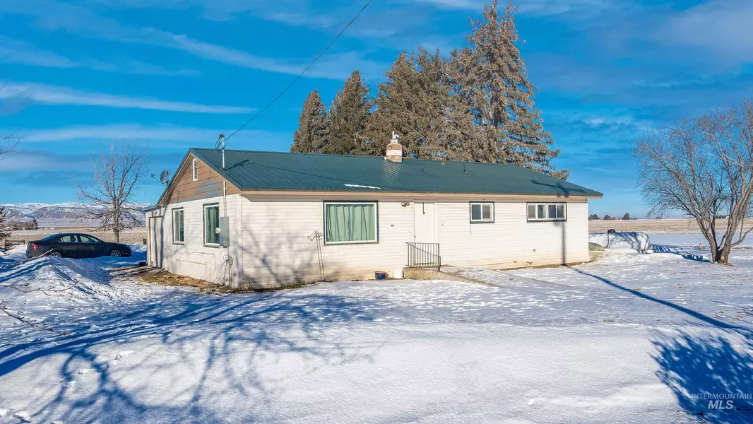 1794 S Hwy 27, Oakley, ID 83346