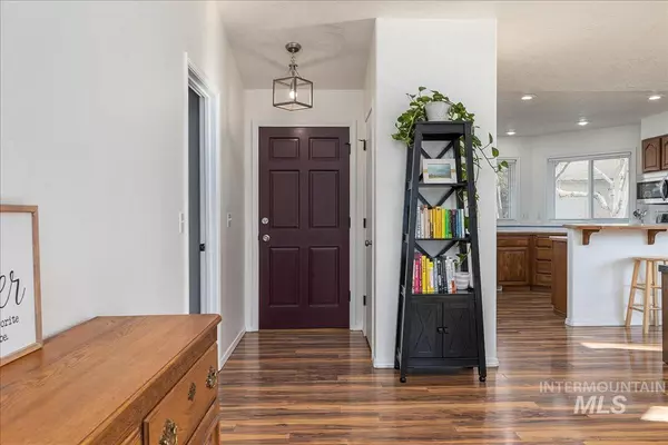 Boise, ID 83704-9737,9251 W Rifleman Ct