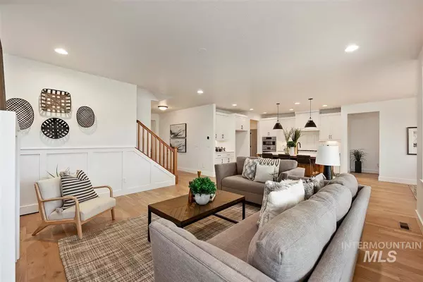 Eagle, ID 83616,556 S Steephead Lane