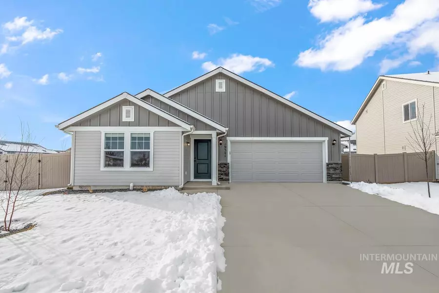 19341 Geneva Pl, Caldwell, ID 83605