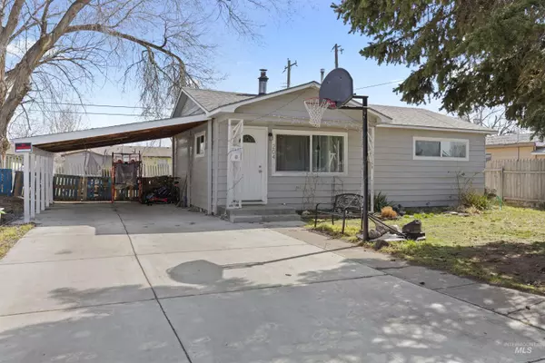 Mountain Home, ID 83647,204 Baker Dr