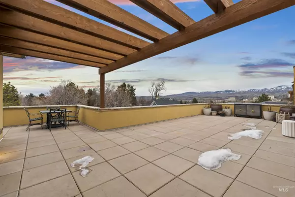 Boise, ID 83706-0000,3075 W Crescent Rim Dr.